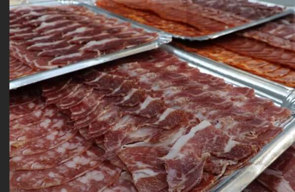 surtido-ambos Surtido de jamón y embutido